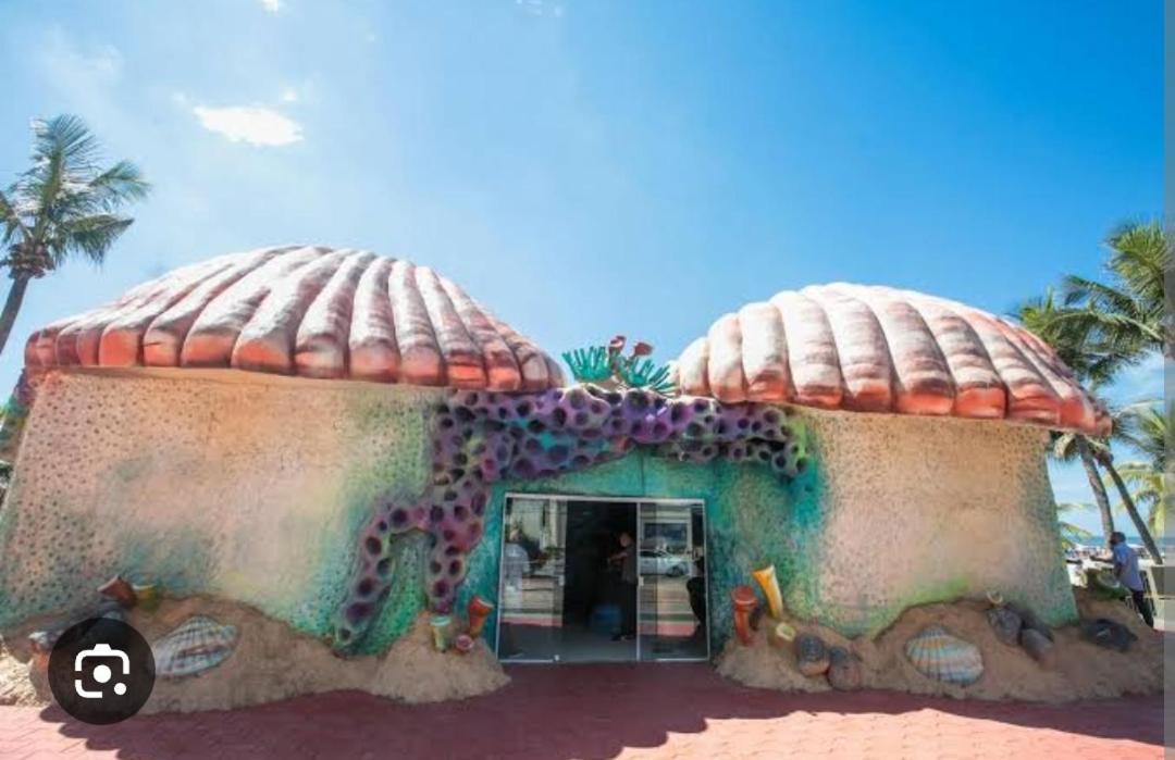 Ape Privilegiado No Centro Da Ocian E A 150M Da Praia E Feirinha, Com Wi-Fi E Garagem ! Praia Grande  Luaran gambar